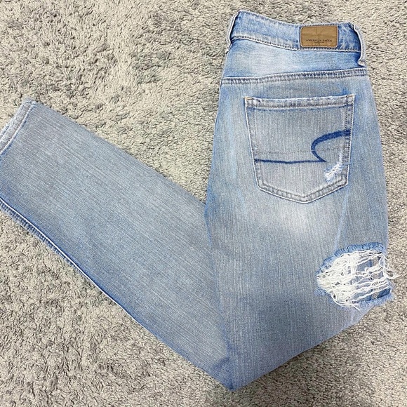 Ripped Mom Jeans (AEO) - Picture 2 of 3